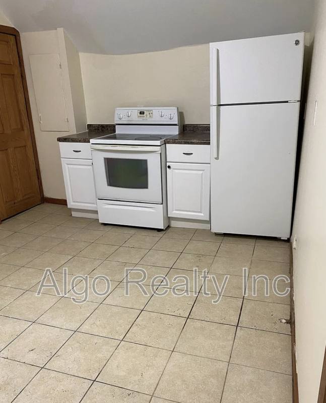Apartment for rent at 4638 Camden Ave N #1, Minneapolis, MN 55412