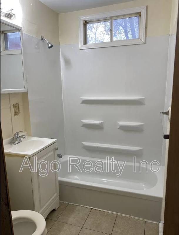 Apartment for rent at 4638 Camden Ave N #1, Minneapolis, MN 55412