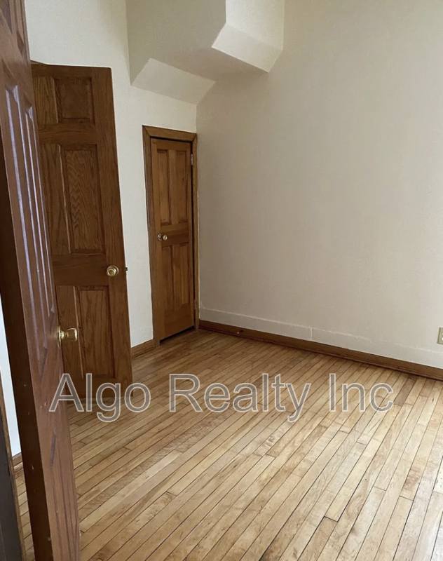 Apartment for rent at 4638 Camden Ave N #1, Minneapolis, MN 55412