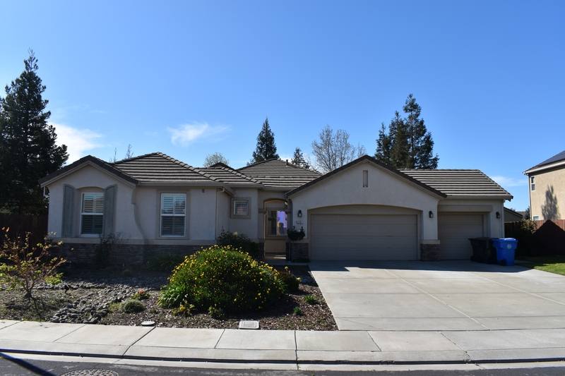 House for rent at 2261 Pillsbury Rd, Manteca, CA 95337