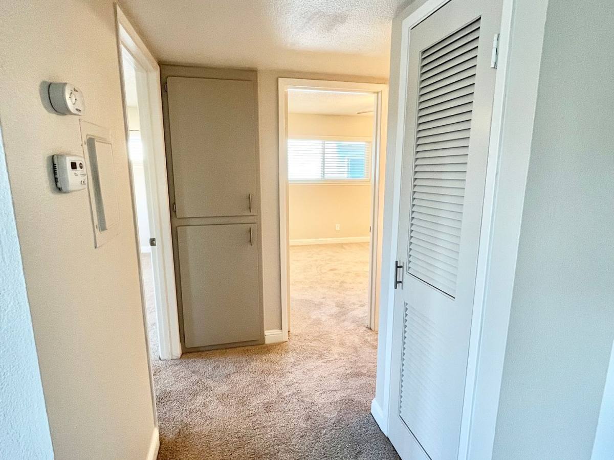 Apartment for rent at 5981 Lake Crest Way, Sacramento, CA 95822