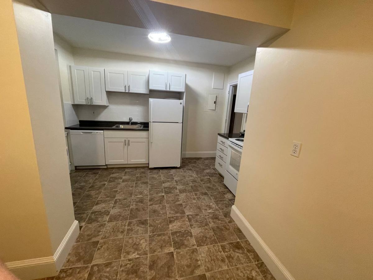 Apartment for rent at 544 Belmont St #33, Watertown, MA 02472