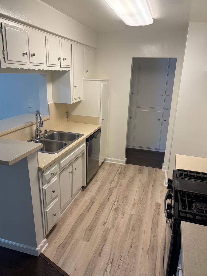 Apartment for rent at 665 W Sierra Madre Blvd, Sierra Madre, CA 91024