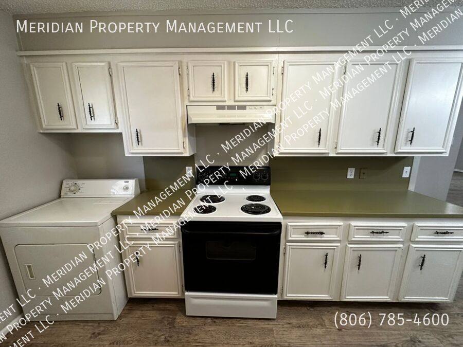 Apartment for rent at 7303 Ave X, Lubbock, TX 79423