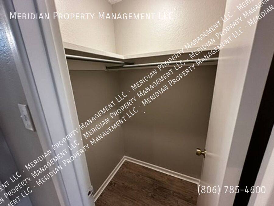 Apartment for rent at 7303 Ave X, Lubbock, TX 79423