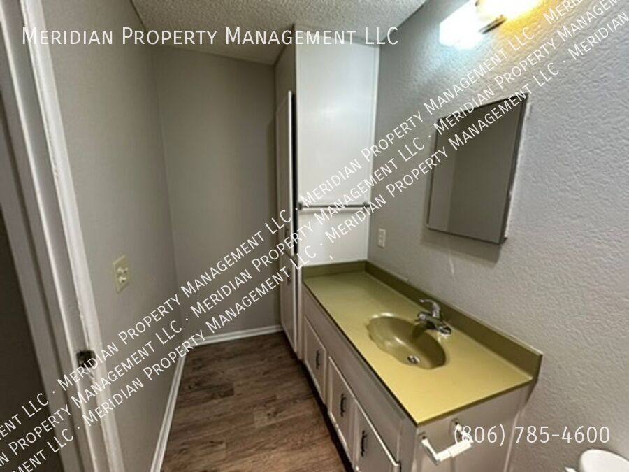 Apartment for rent at 7303 Ave X, Lubbock, TX 79423