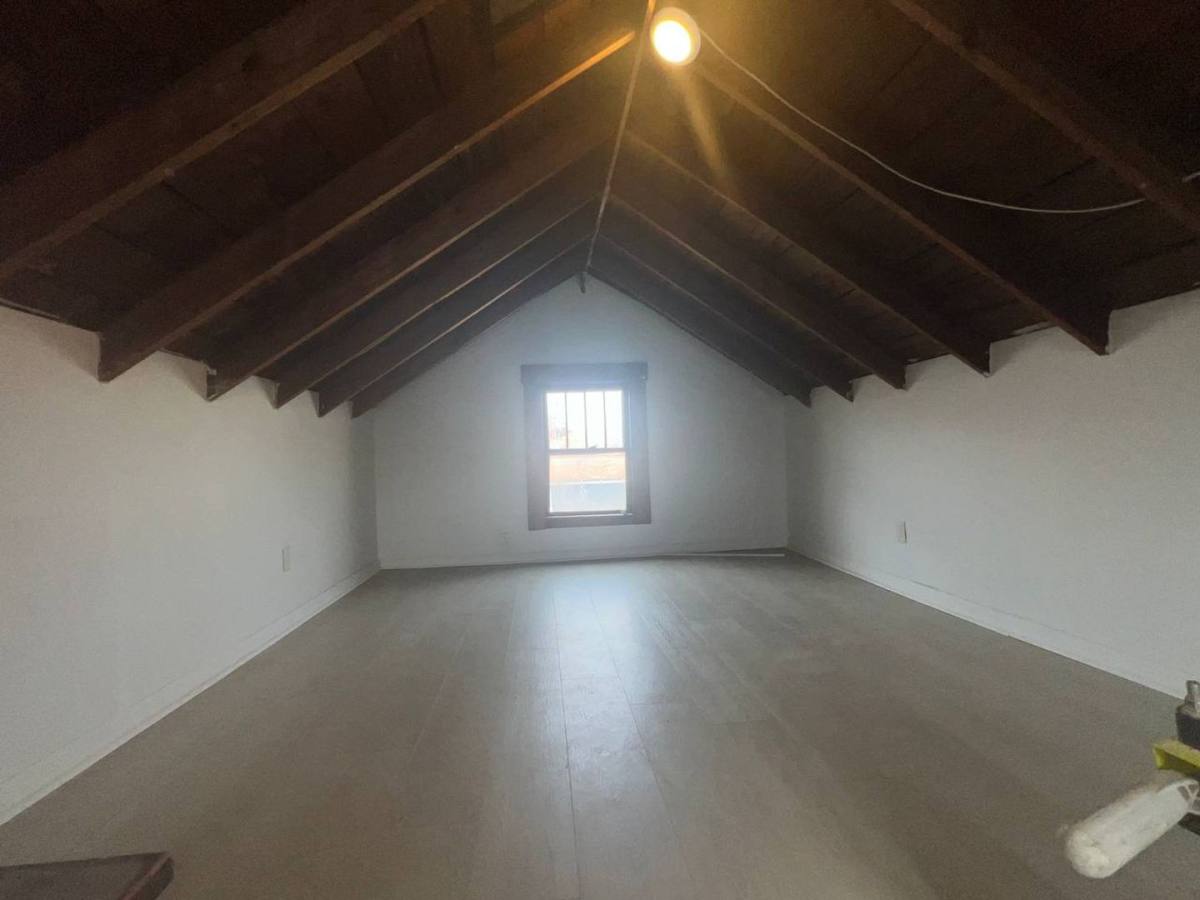 House for rent at 1055 W 12th St, Lorain, OH 44052
