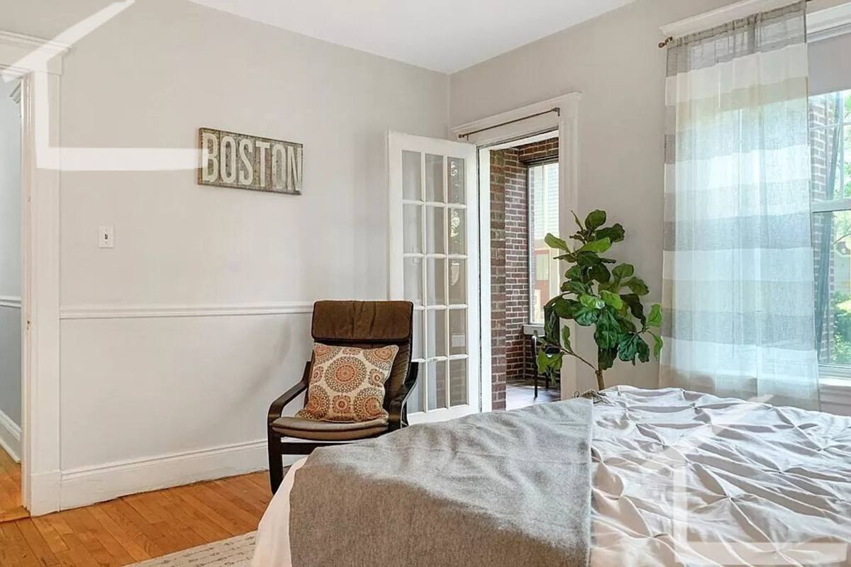 Apartment for rent at 5 Vinal St #5, Brighton, MA 02135