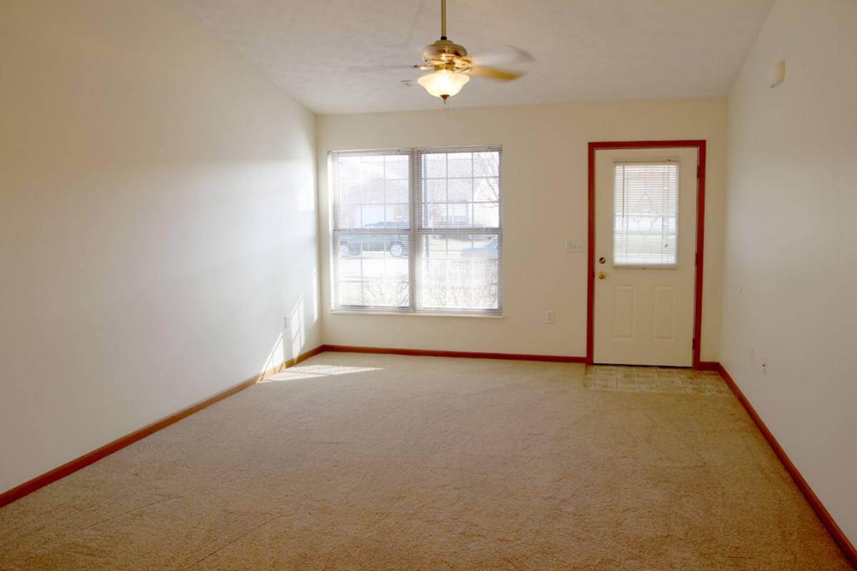Apartment for rent at 107 Brookside Dr, Anna, OH 45302