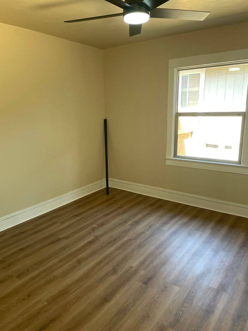 Apartment for rent at 432 Holly St, Medford, OR 97501