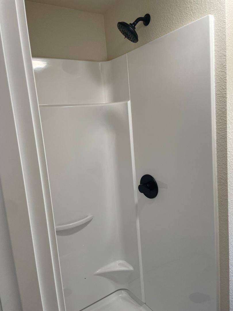Apartment for rent at 432 Holly St, Medford, OR 97501