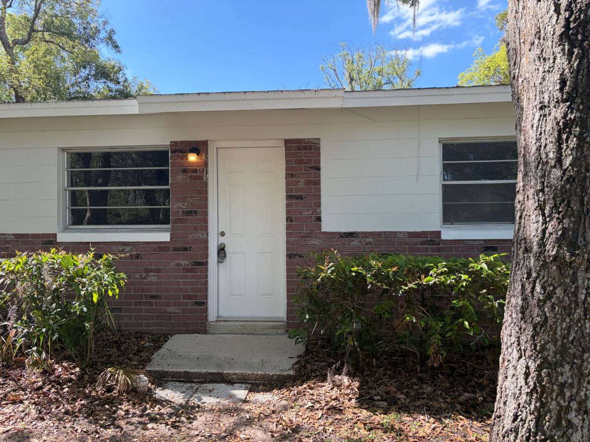 House for rent at 190 W Ventris Ave, Maitland, FL 32751