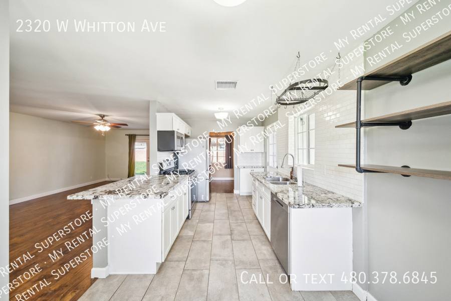 House for rent at 2320 W Whitton Ave, Phoenix, AZ 85015