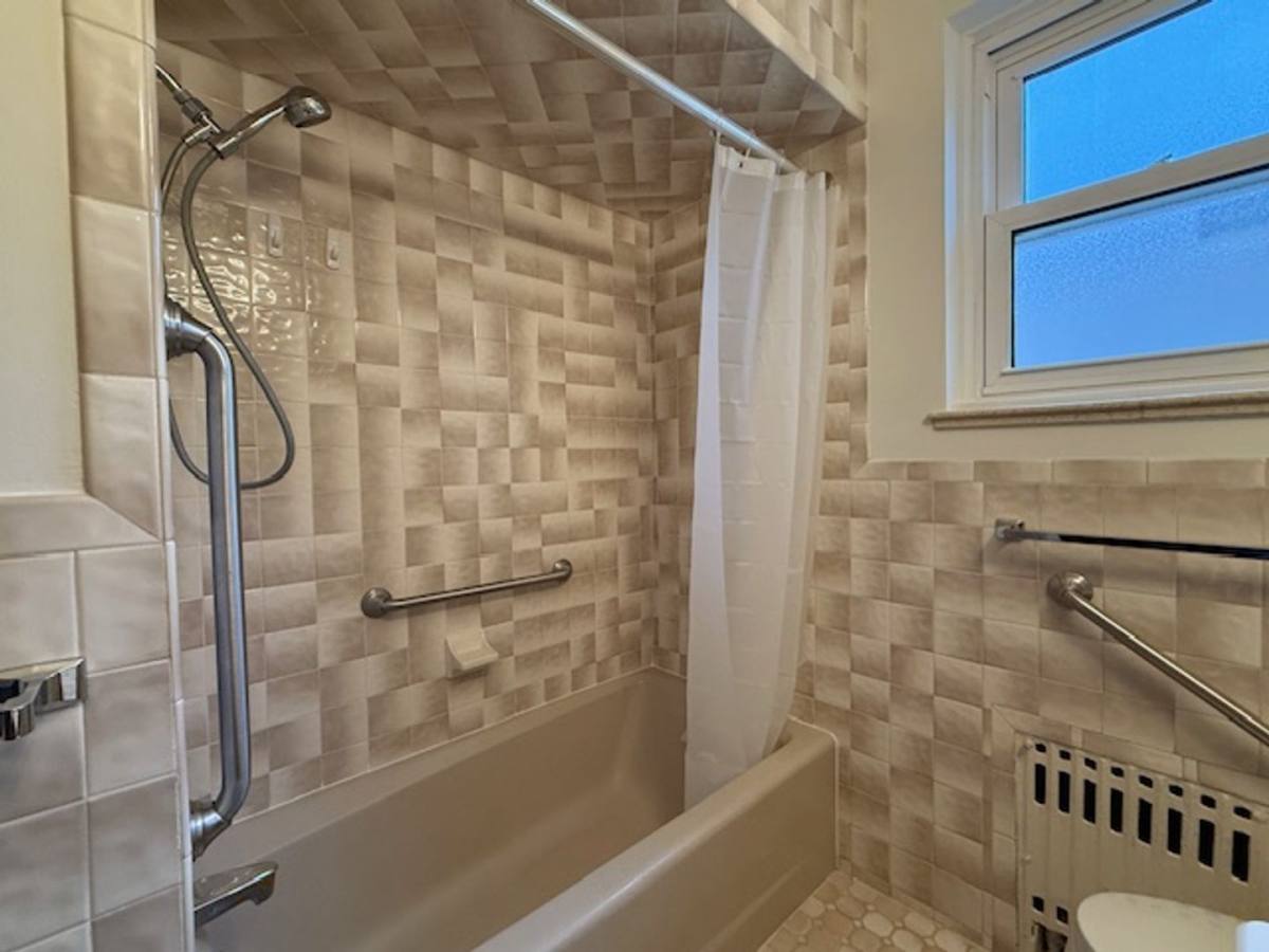 Apartment for rent at 2524 Deming Blvd, Cheyenne, WY 82001