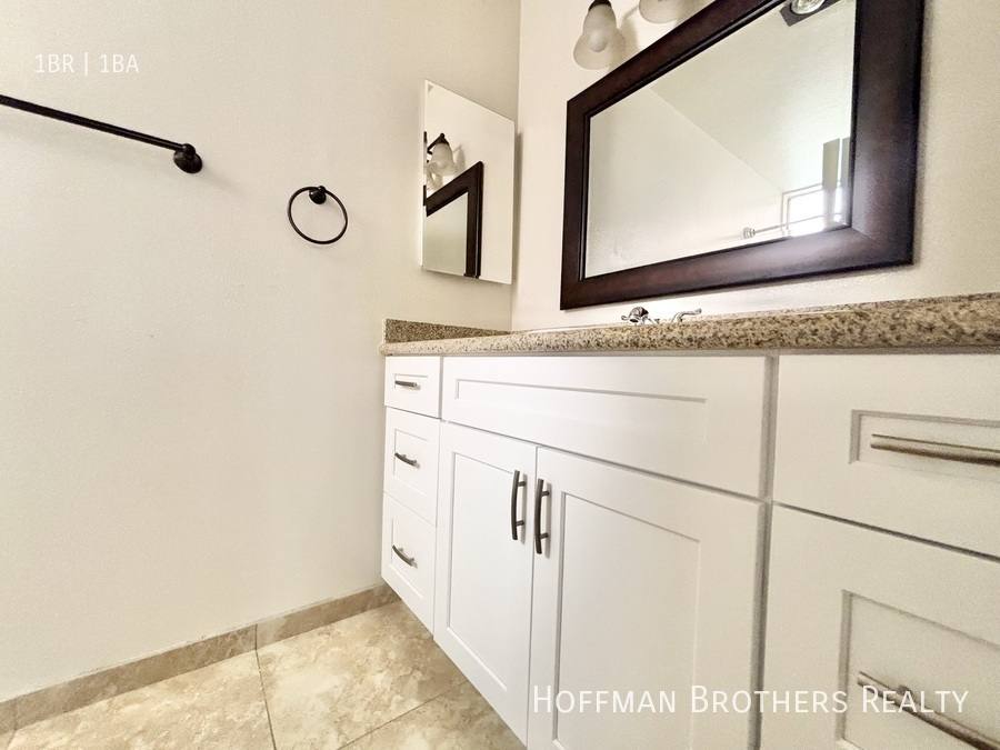 Apartment for rent at 1215 N Cherokee Ave #105, Los Angeles, CA 90038