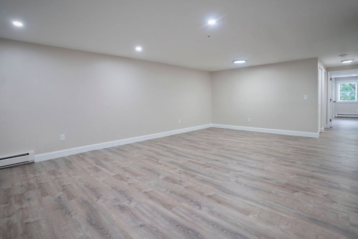 Apartment for rent at 1020 Southern Artery, Quincy, MA 02169