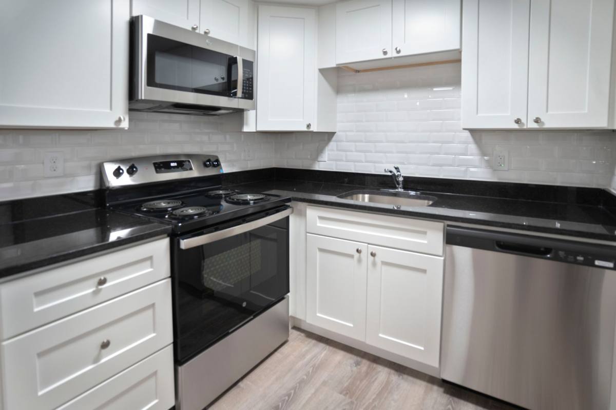 Apartment for rent at 1020 Southern Artery, Quincy, MA 02169