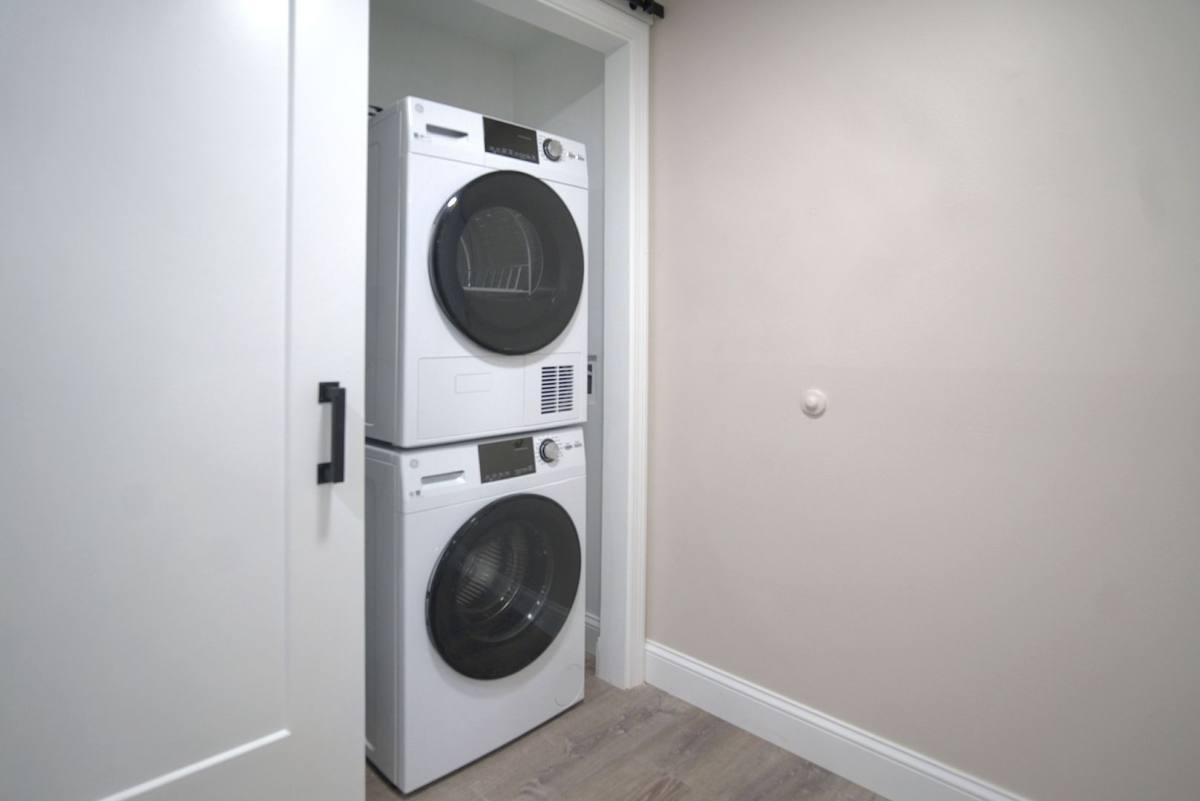 Apartment for rent at 1020 Southern Artery, Quincy, MA 02169