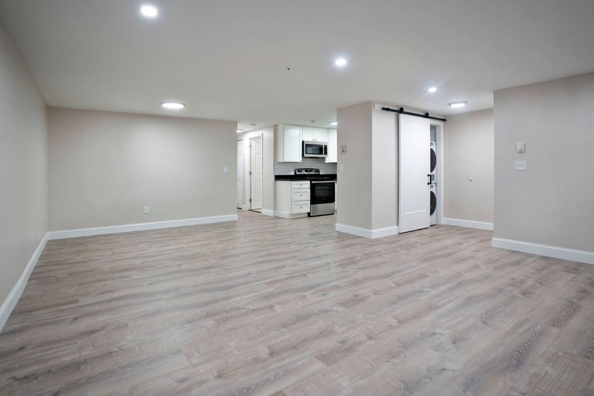 Apartment for rent at 1020 Southern Artery, Quincy, MA 02169