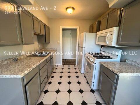 Apartment for rent at 999 Cleveland Ave #2, Cincinnati, OH 45207