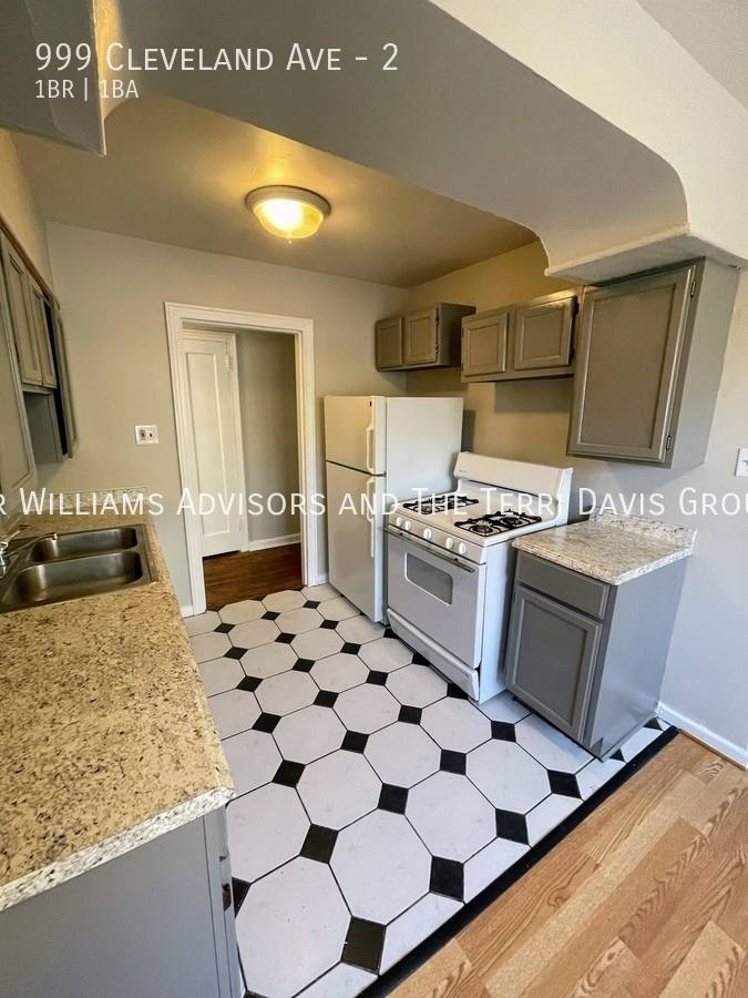 Apartment for rent at 999 Cleveland Ave #2, Cincinnati, OH 45207
