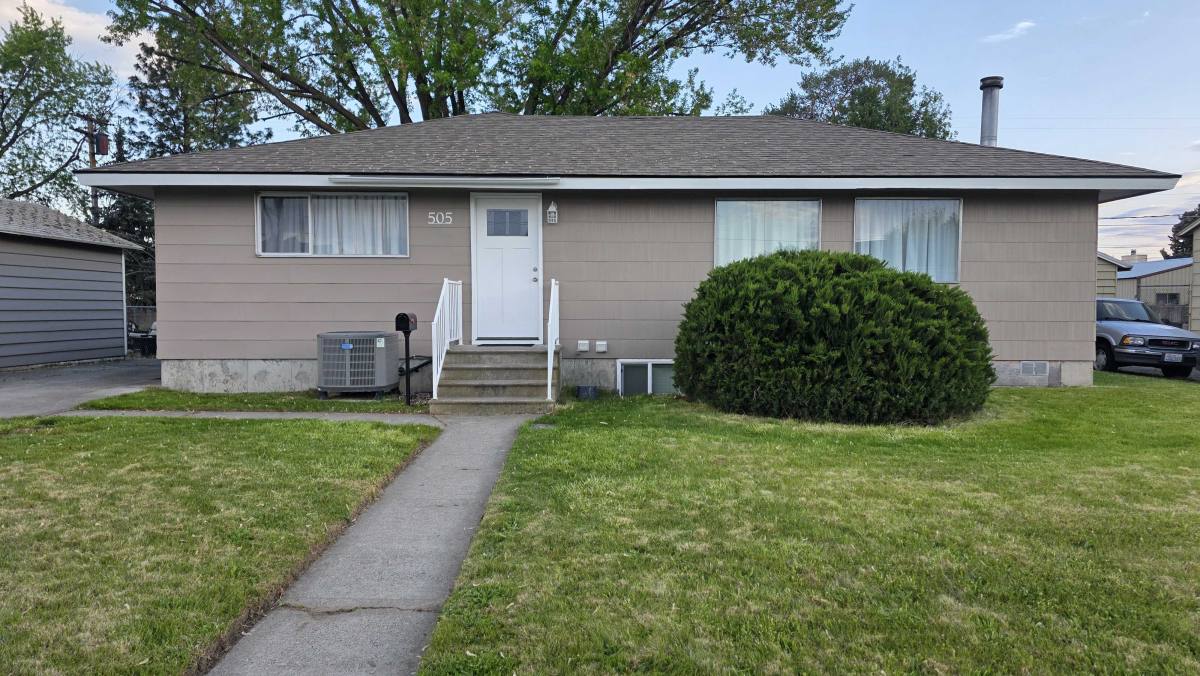 House for rent at 505 Newcomer St, Richland, WA 99354