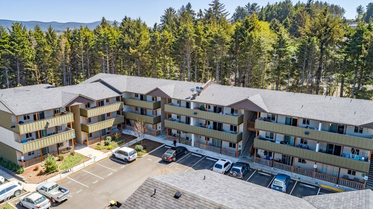 Apartment for rent at 1220 SE Oar Ave, Lincoln City, OR 97367
