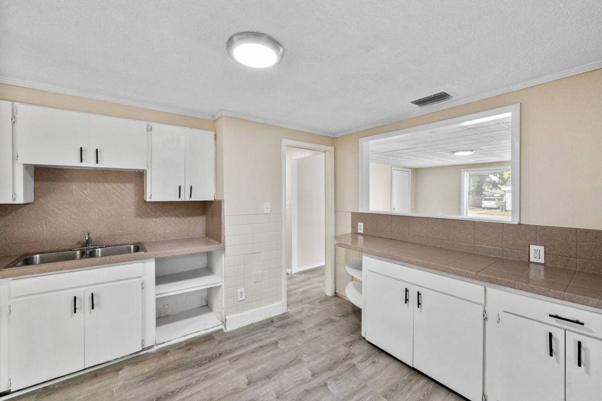 House for rent at 3584 54th Ave N, Saint Petersburg, FL 33714