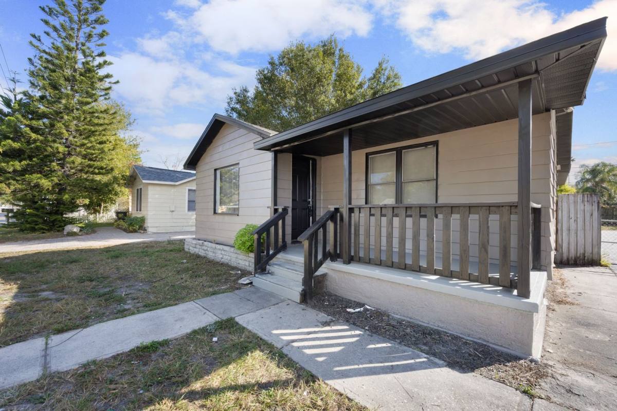 House for rent at 3584 54th Ave N, Saint Petersburg, FL 33714