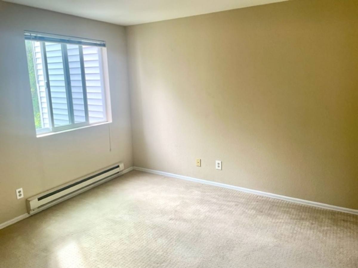 Condo for rent at 12740 NE 10th Place, Bellevue, WA 98005