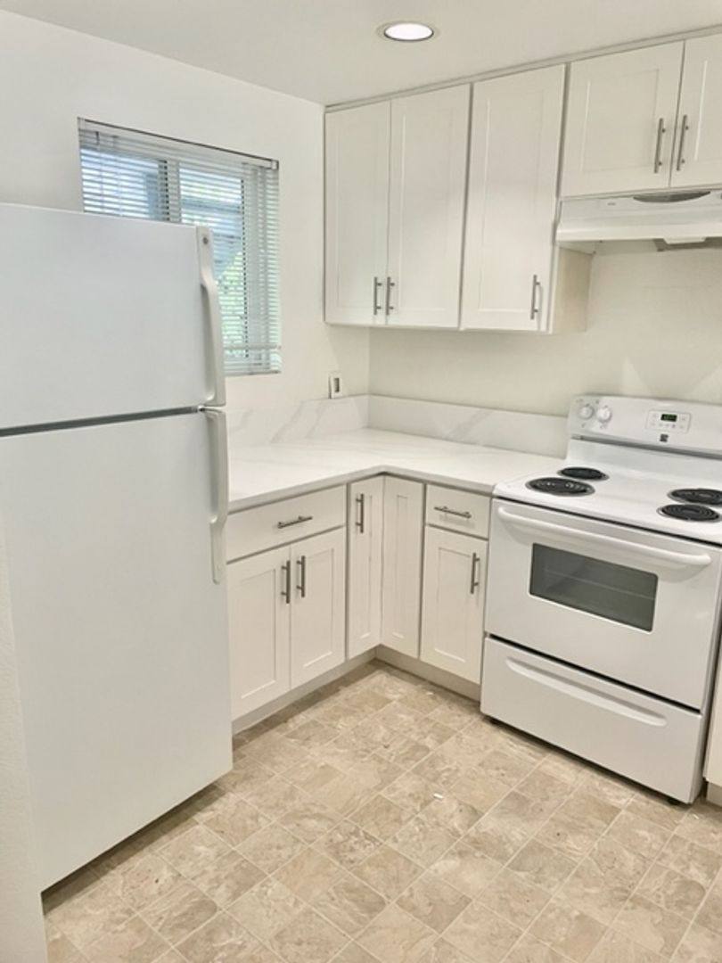 Condo for rent at 12740 NE 10th Place, Bellevue, WA 98005
