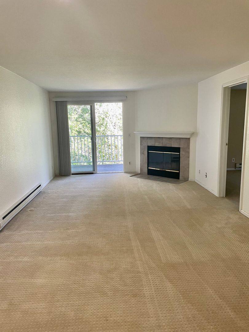 Condo for rent at 12740 NE 10th Place, Bellevue, WA 98005