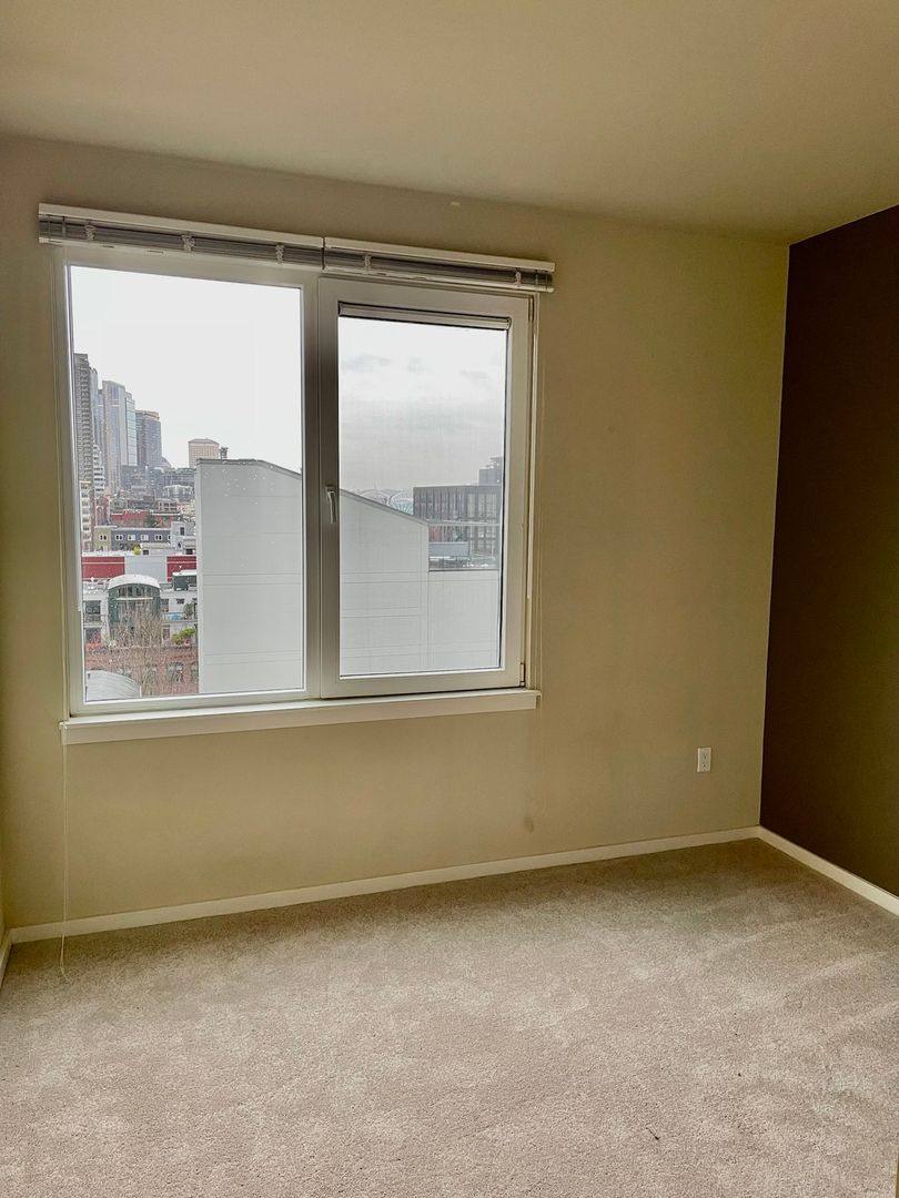 Apartment for rent at 76 Cedar St, Seattle, WA 98121