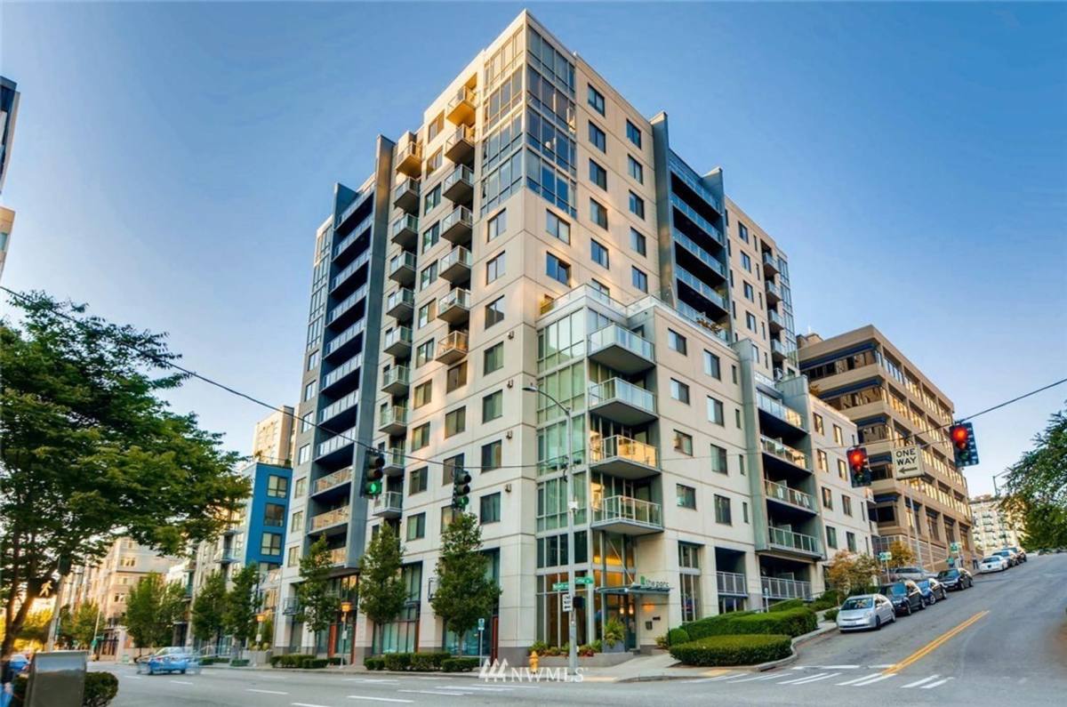 Apartment for rent at 76 Cedar St, Seattle, WA 98121