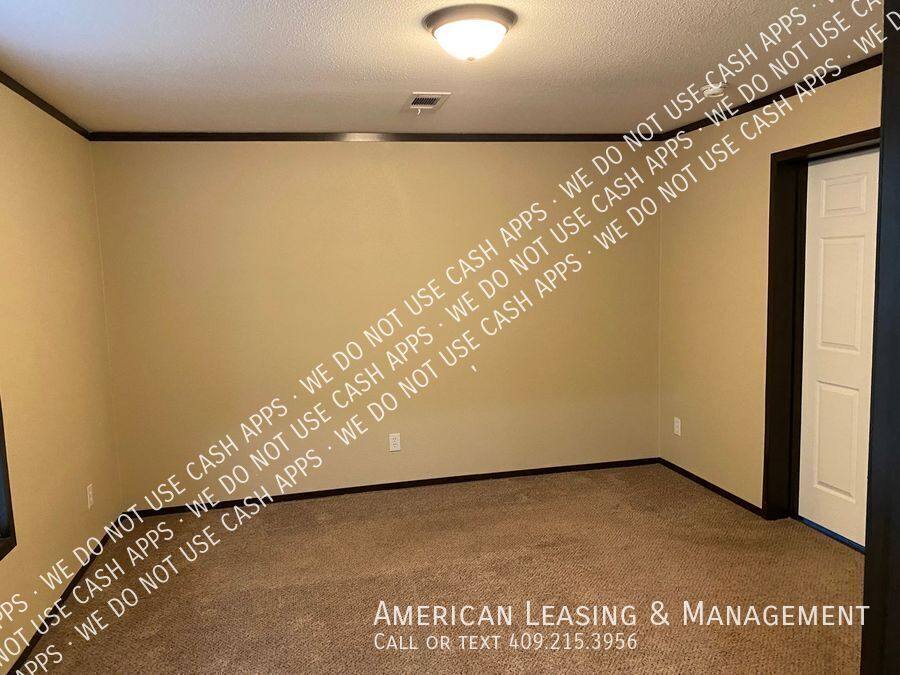 House for rent at 3405 Landrey Court, Nederland, TX 77627