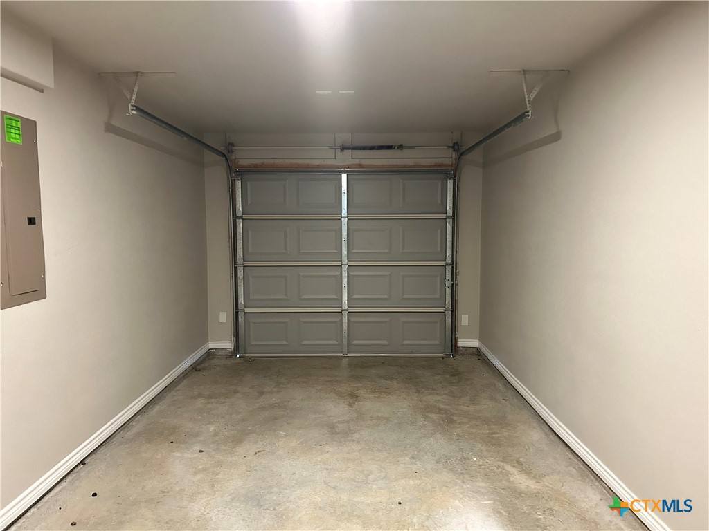 Apartment for rent at 2618 Leroy Lane #2618B, Belton, TX 76513