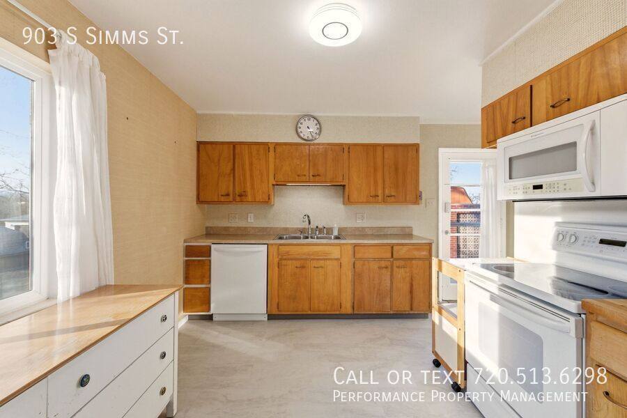 House for rent at 903 S Simms St, Denver, CO 80228