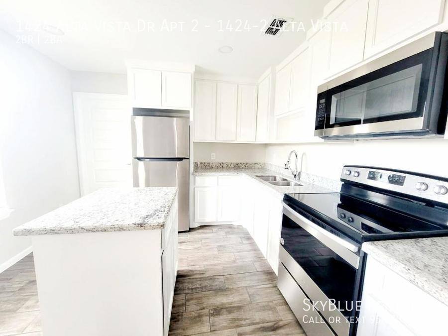 Apartment for rent at 1424 Alta Vista Dr #2, Weslaco, TX 78596