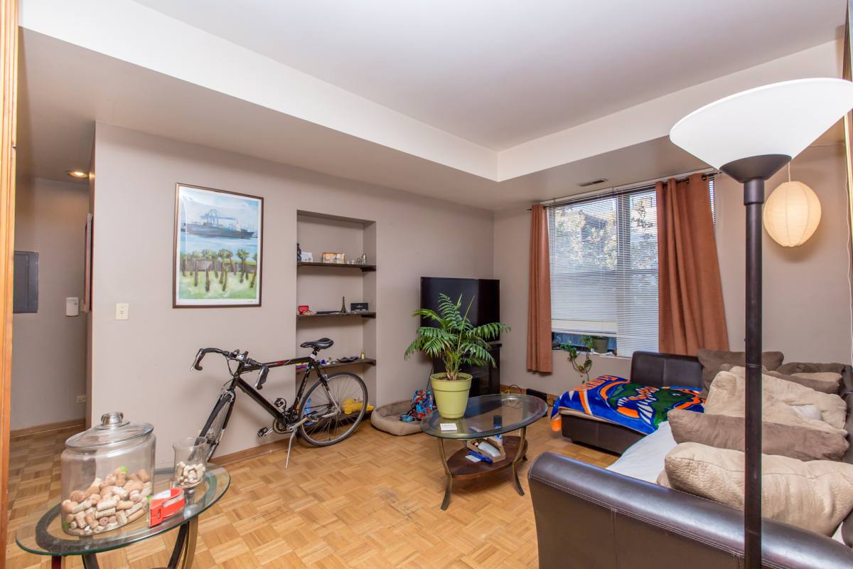 Apartment for rent at 2014 W Cortez St, Chicago, IL 60622