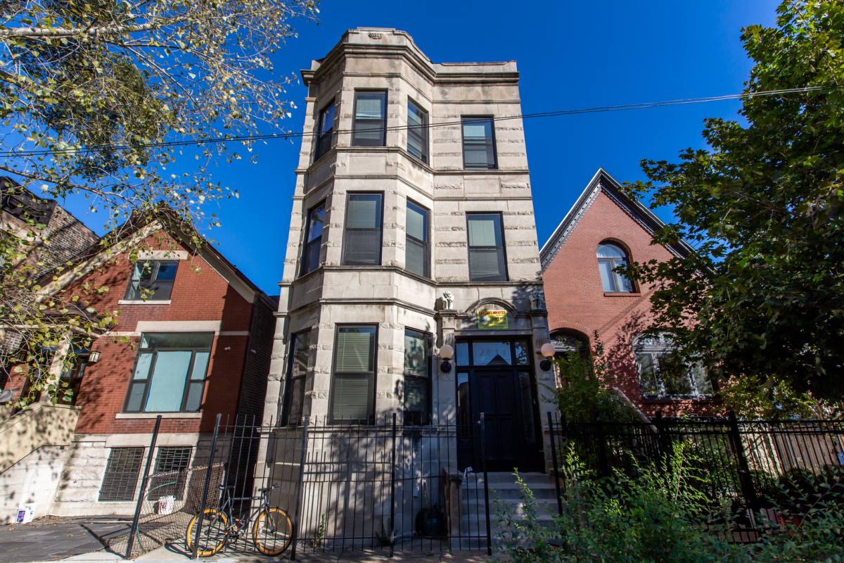 Apartment for rent at 2014 W Cortez St, Chicago, IL 60622