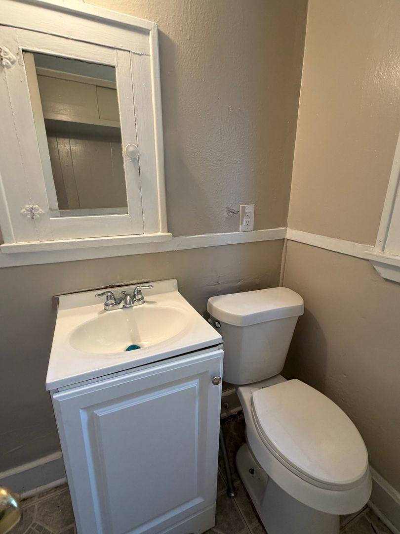 Apartment for rent at 3553 W College St, Shreveport, LA 71109