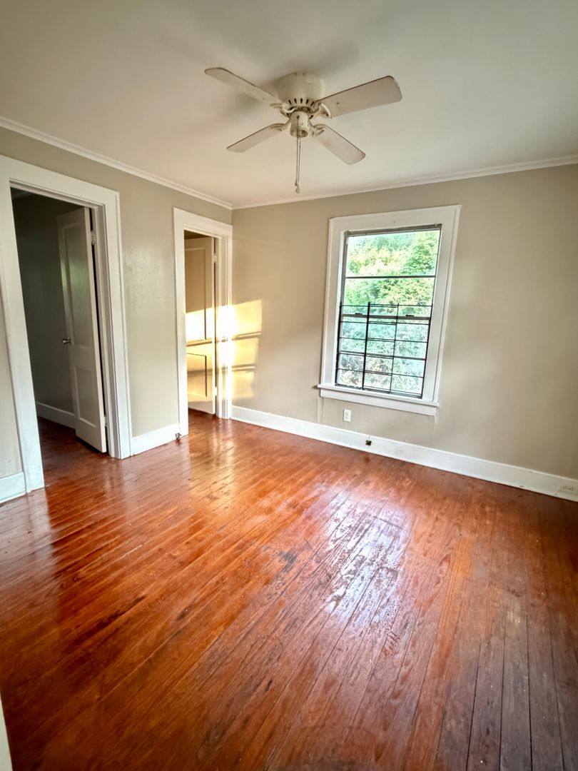 Apartment for rent at 3553 W College St, Shreveport, LA 71109