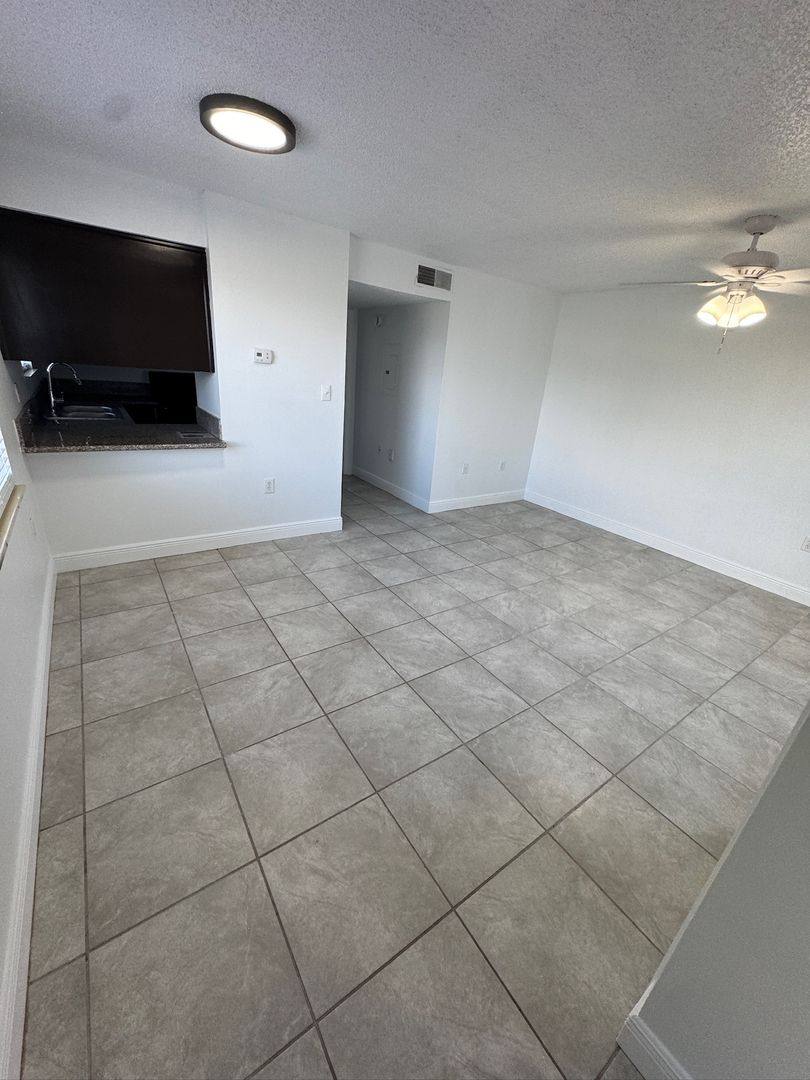 Apartment for rent at 1195 Bentley Rd #1, Leesburg, FL 34748