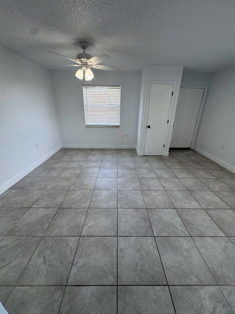 Apartment for rent at 1195 Bentley Rd #1, Leesburg, FL 34748
