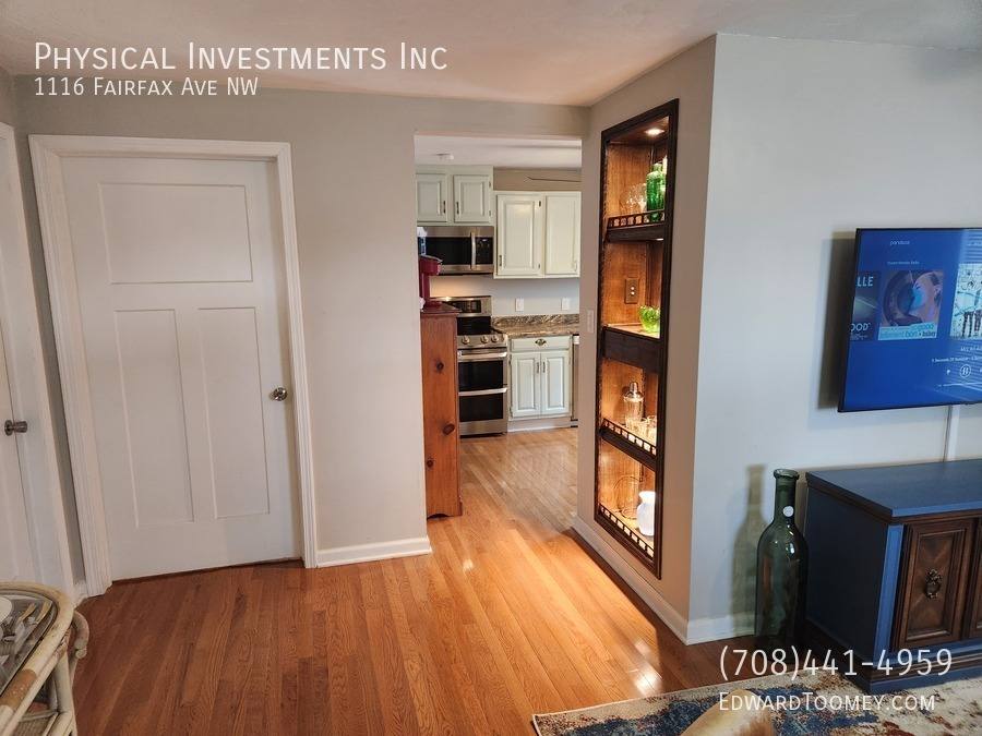 House for rent at 1116 Fairfax Ave NW, Roanoke, VA 24017