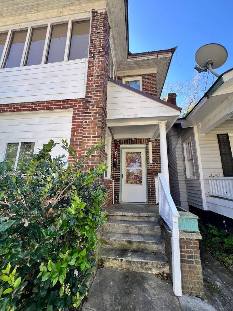 House for rent at 1205 E 38th St, Savannah, GA 31404