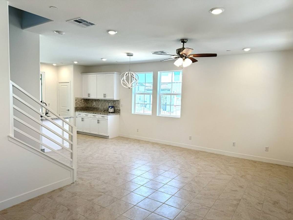 House for rent at 41512 Stanford Rd, Palm Desert, CA 92211