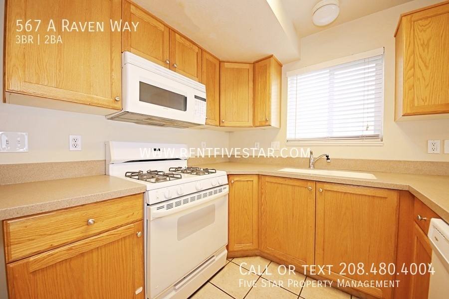 Townhouse for rent at 567 A Raven Way, Pocatello, ID 83202