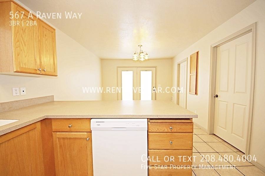 Townhouse for rent at 567 A Raven Way, Pocatello, ID 83202
