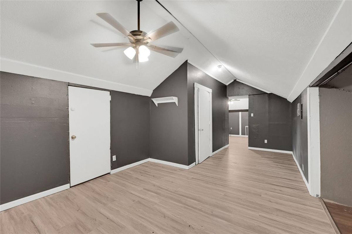 Apartment for rent at 310 N Rock Island St, Angleton, TX 77515